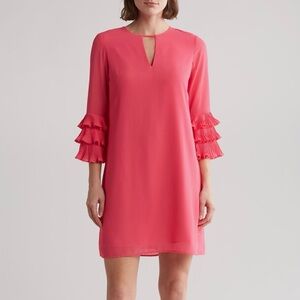 Vince Camuto Pleat Sleeve
Chiffon Shift Dress